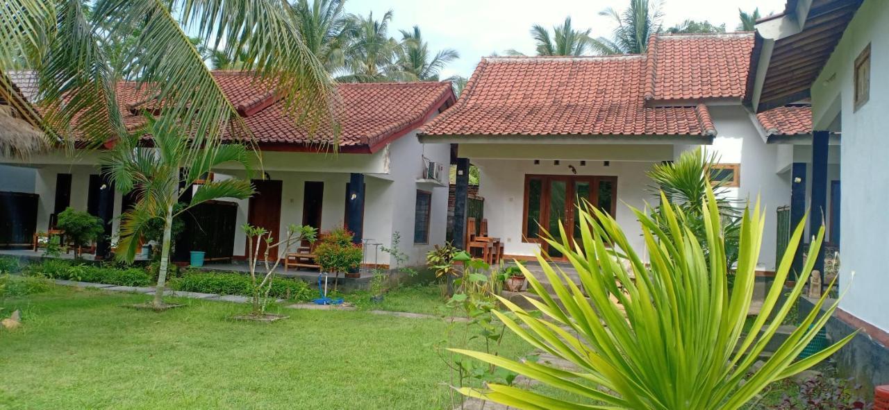Dewi Garden Guesthouse Kuta  Exterior foto