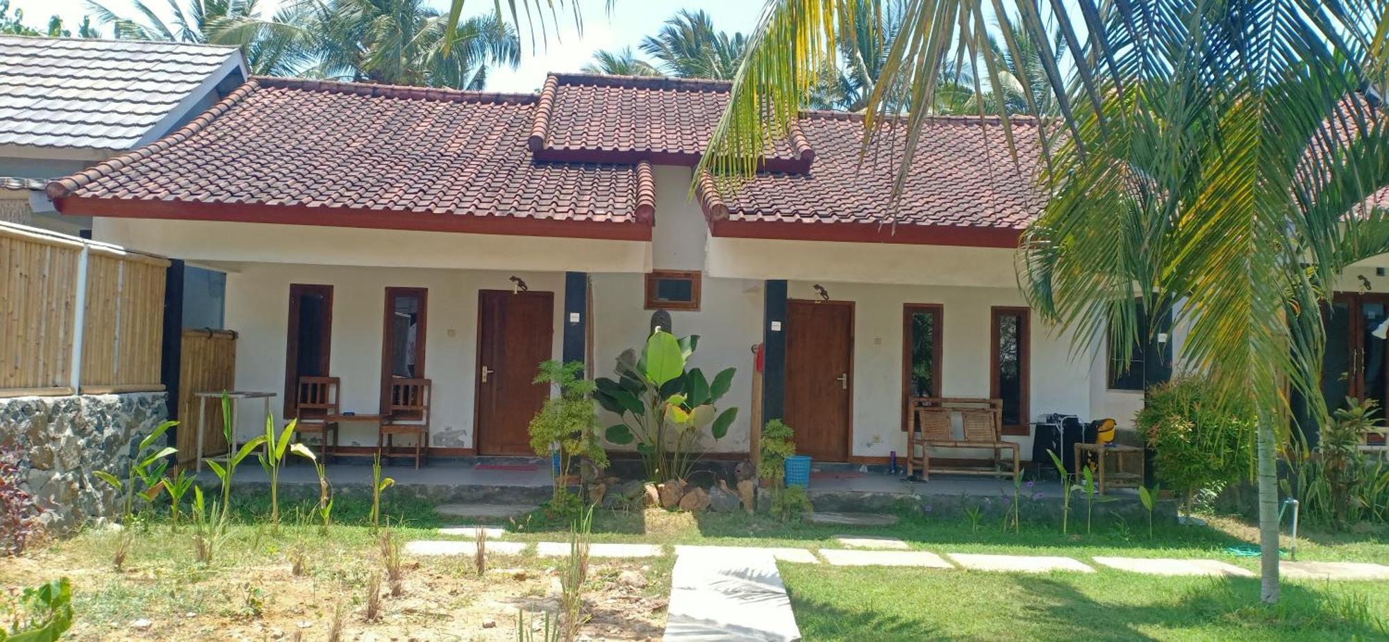 Dewi Garden Guesthouse Kuta  Exterior foto