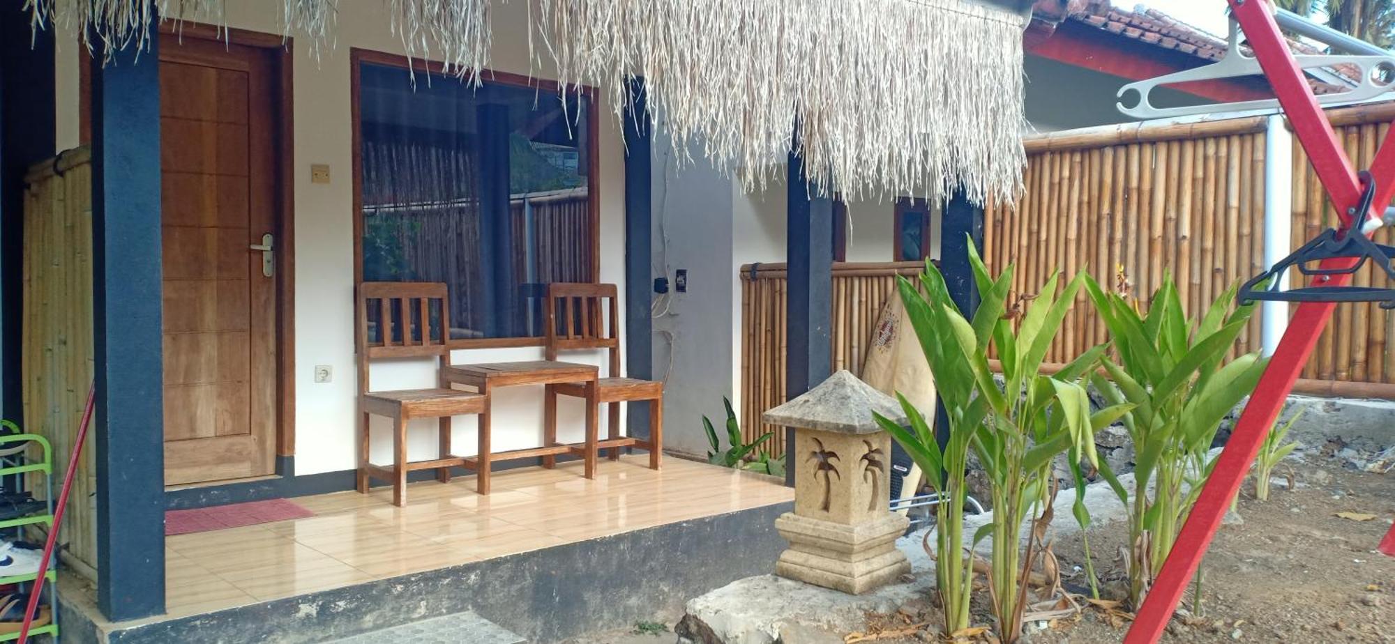 Dewi Garden Guesthouse Kuta  Exterior foto