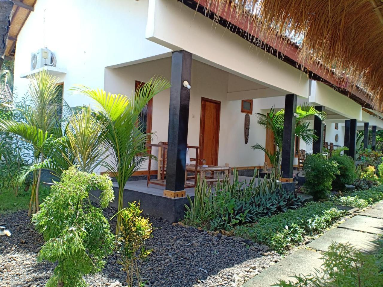 Dewi Garden Guesthouse Kuta  Exterior foto